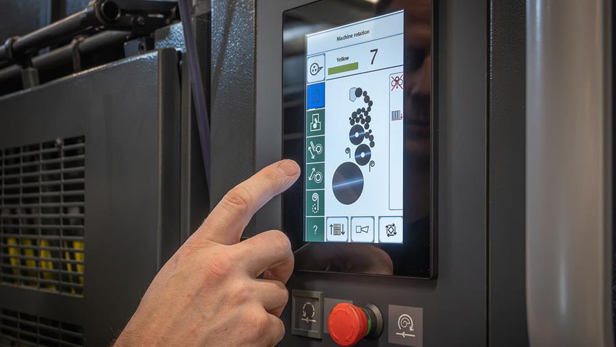 Koenig & Bauer introduceert intelligente assistentiesystemen voor Rapida-persen