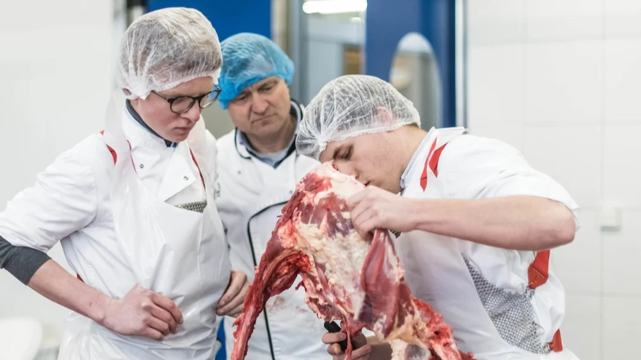 DE QUOI SERA FAIT LE MÉTIER DE BOUCHER DE DEMAIN?