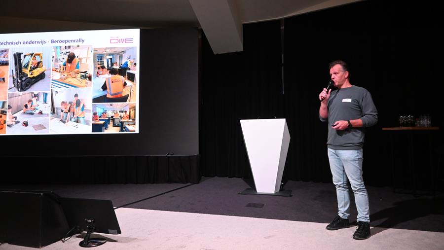 Unilin dispose de son propre centre de formation avec The Dive