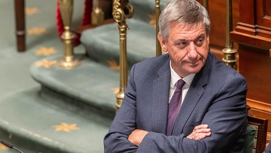 Jambon laat ziekenfondsen doorlichten