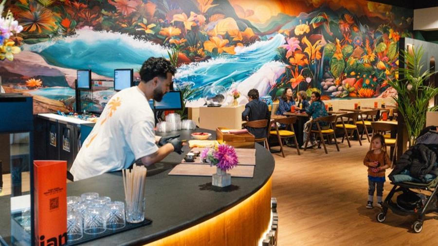 Hawaiian opent 50e in Woluwe, lanceert rebranding en trekt naar Duitsland